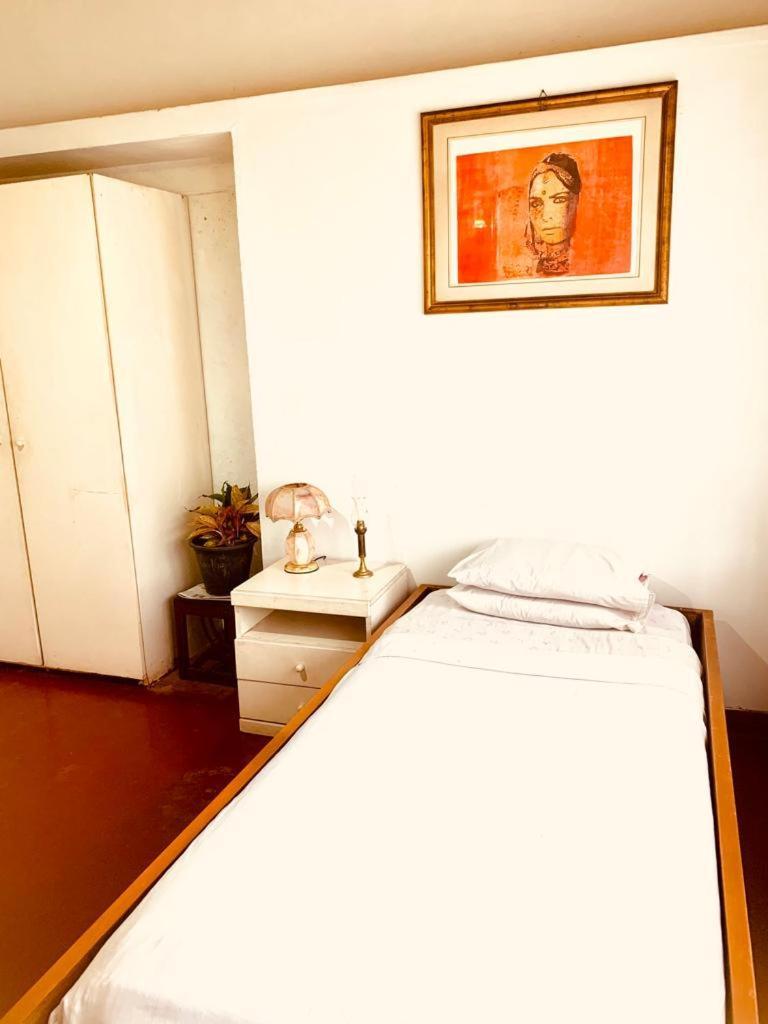No 06 Veediya Bandara Lane Bahirawakanda Kandy Exteriör bild