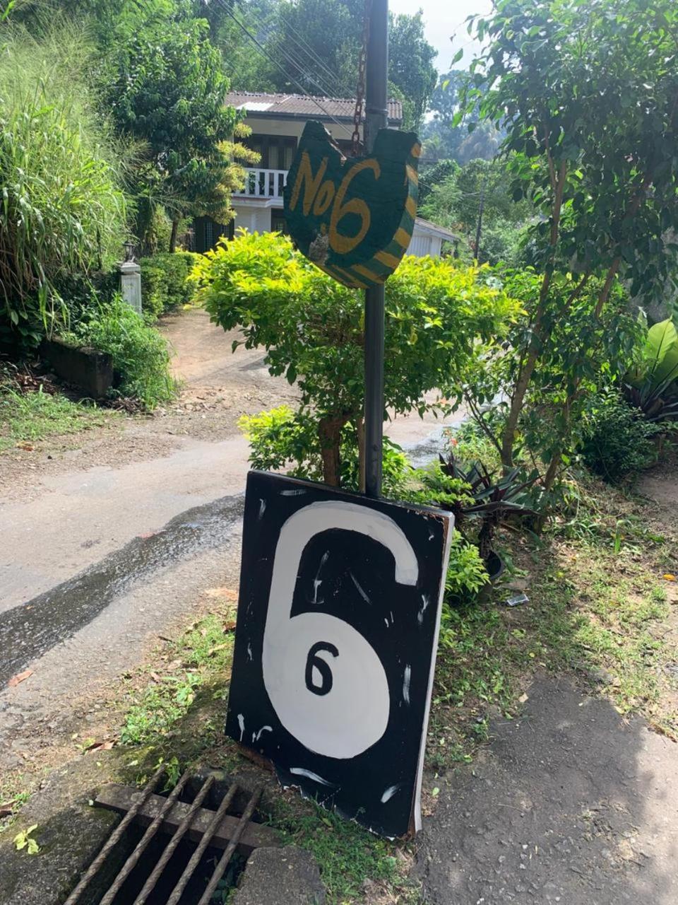 No 06 Veediya Bandara Lane Bahirawakanda Kandy Exteriör bild